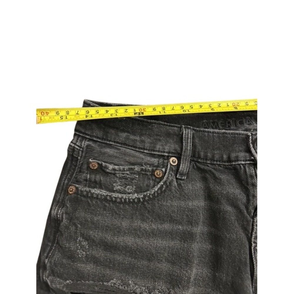 American Eagle Strigid Denim Shorts Womens 6 Black Excellent Distressed Raw Hem - Picture 6 of 7